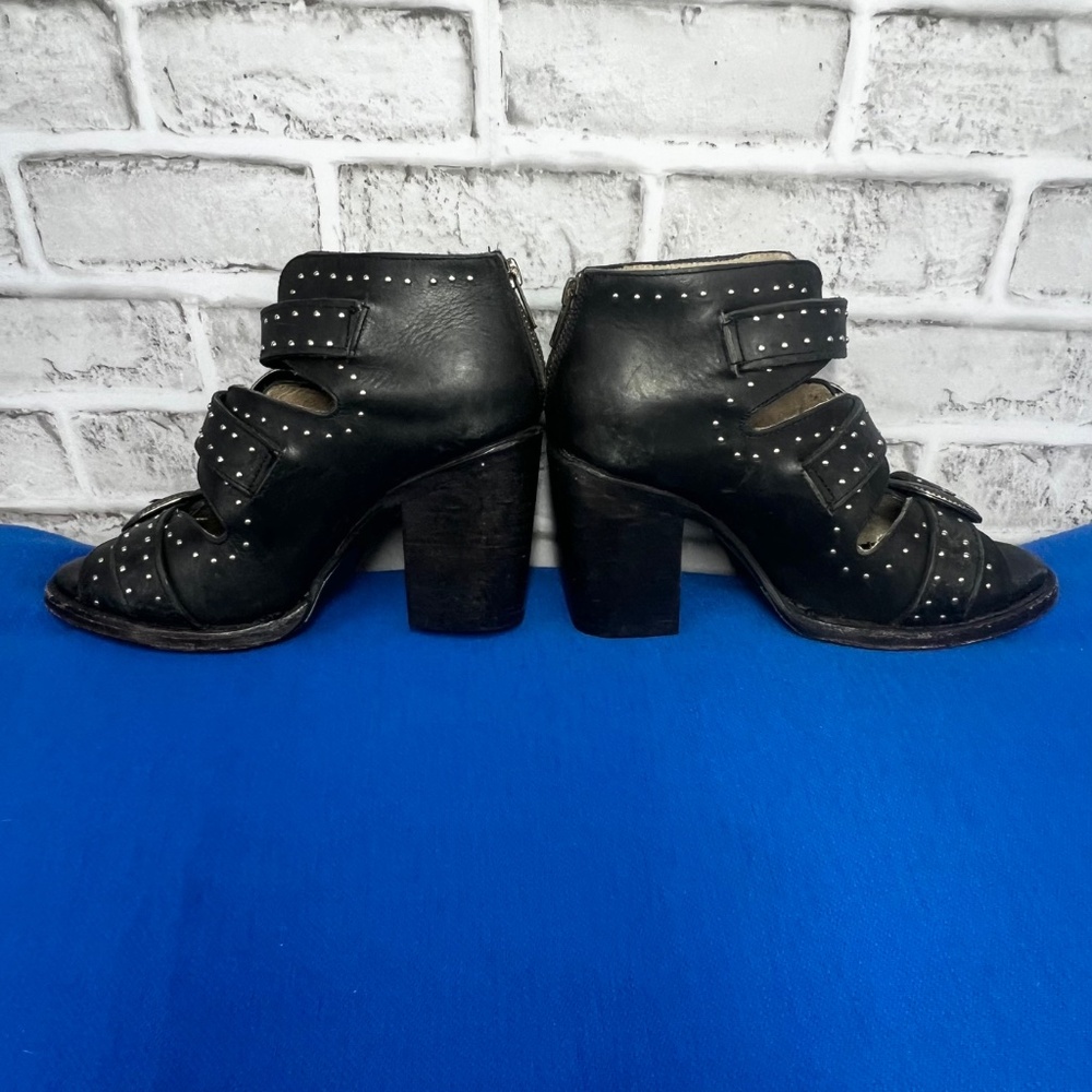 |•FREEBIRD🦅BY STEVEN•| Violet Western/Boho Silver Buckle Bootie - Picture 6 of 15